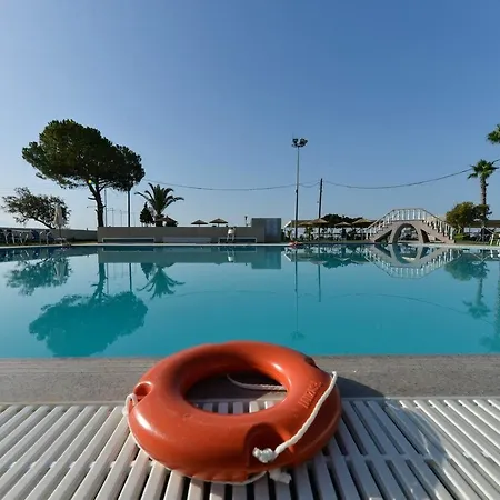 Gmp Bouka's Golden Sun Hotel 4*